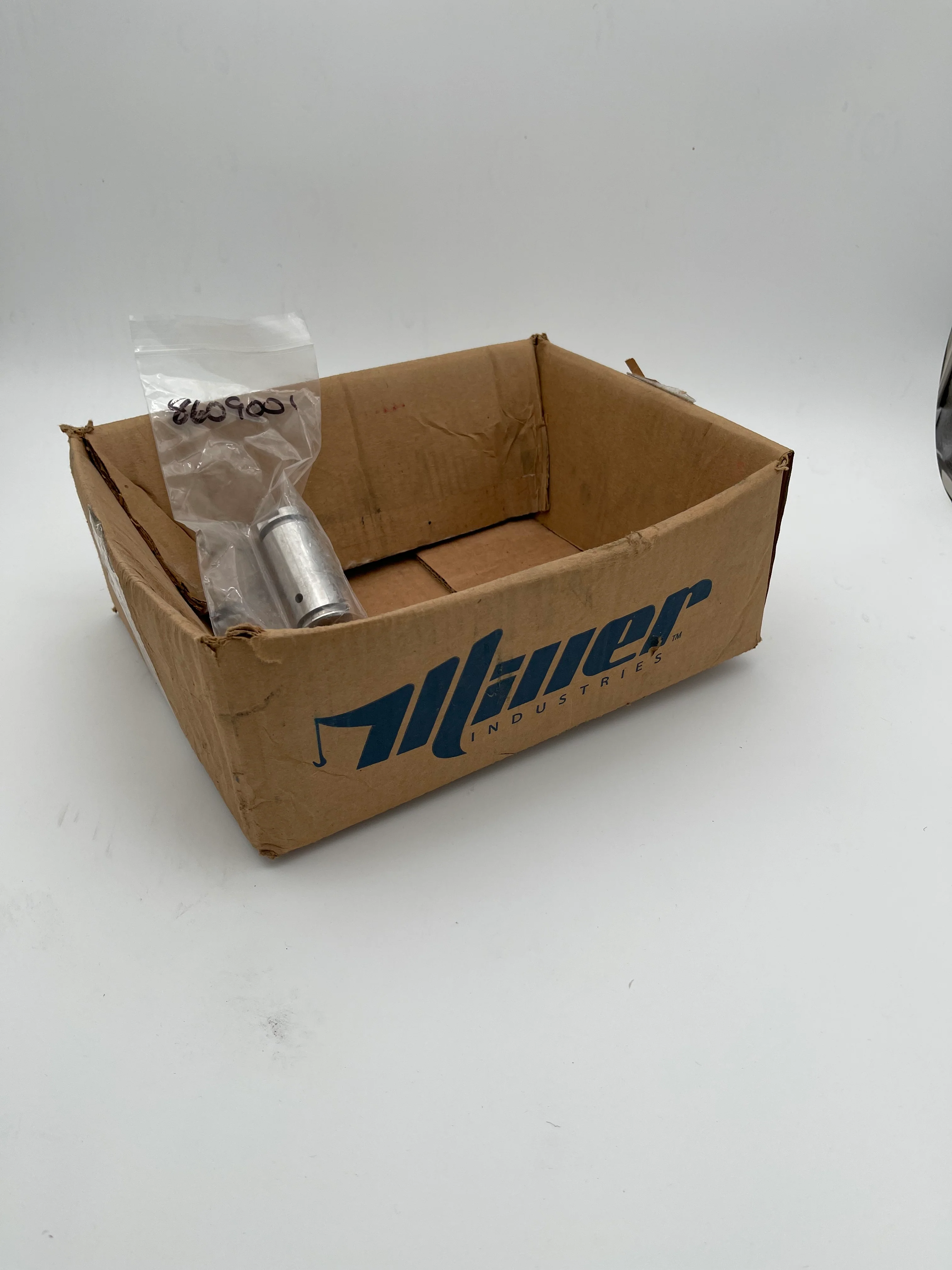 Miller Industries Vulcan Wheel Lift 3" Pivot Pin - Image 5