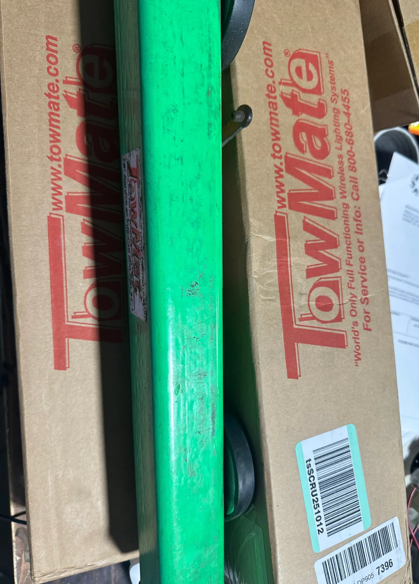 TowMate 22 Inch Wireless Tow Light Refurbished TM 22G For Safer Cordless Vehicle Towing - Image 9