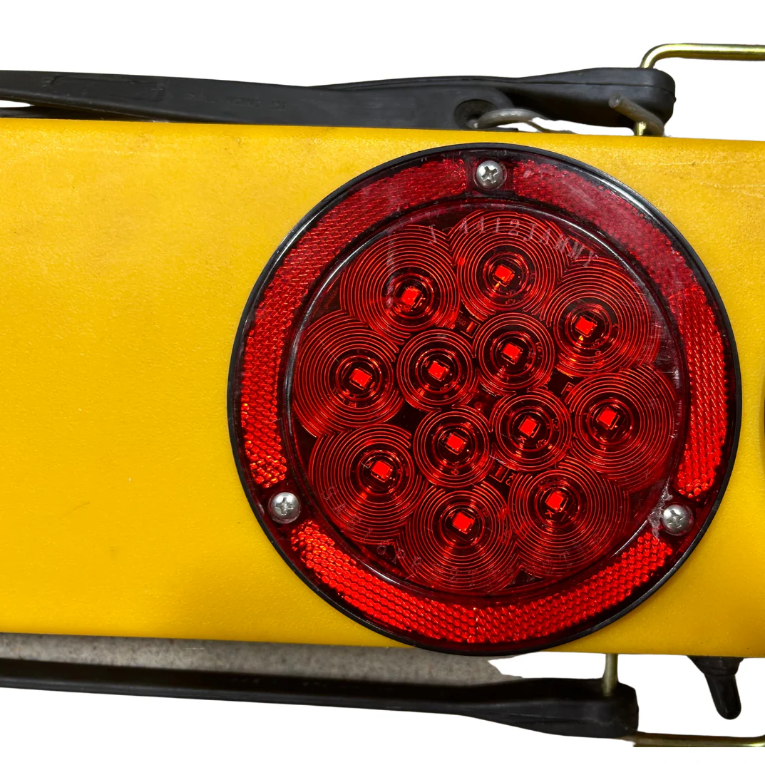 TowMate 36 Inch Wireless Tow Light Bar With Stop Tail Turn Signals And Side Marker Lights - Image 5